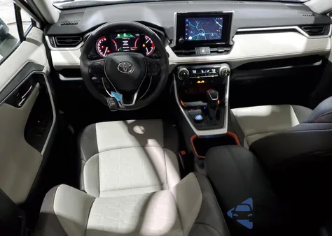 2024 Toyota Rav4 Adventure z USA, uszkodzony, nr VIN 2T3J1RFVXRW437201